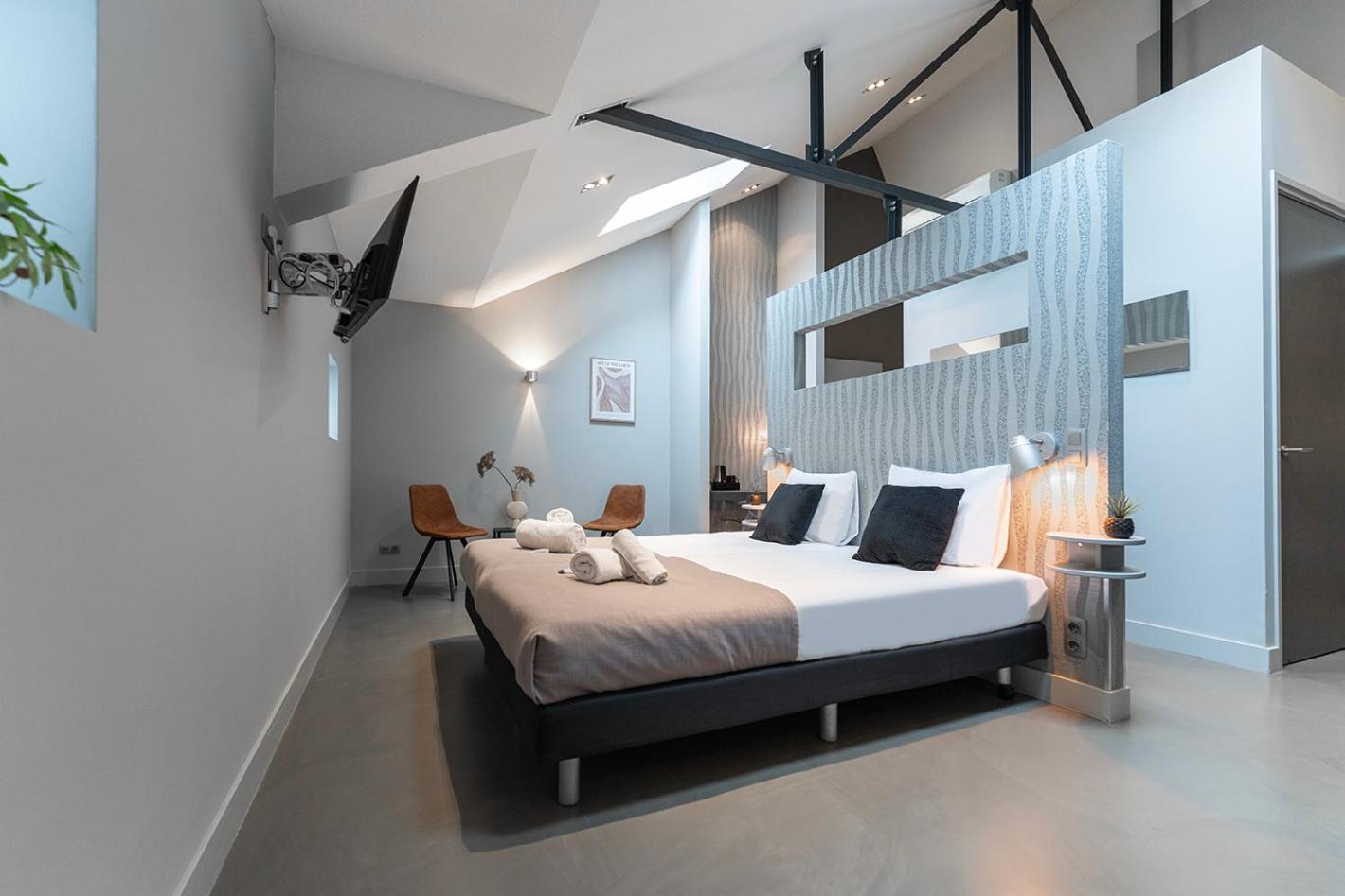Suite With Wellness Nextdoor And Kitchen Access Oss Buitenkant foto